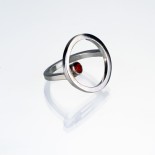 Sterling silver ring, Oregon Sunstone Ring, red oregon sunstone, red oregon sunstone jewelry, red oregon sunstone ring, circle ring, oregon sunstone, sunstone ring, Art by LK Stewart, Bend Oregon, Oregon, Sunriver Oregon, Leslie Klipper Stewart jewelry, LK Stewart, LK Stewart jewelry